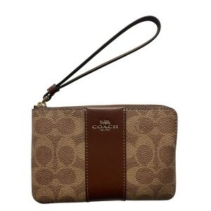 Brand New Coach Outlet Corner Zip Wristlet in Signature Canvas with Strap